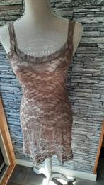 Taupe kleurige kanten transparant jurkje M, Ophalen of Verzenden, Gedragen, Maat 38/40 (M)