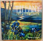 Camilla de la Bédoyère - Louis Comfort Tiffany meesterwerken, Ophalen of Verzenden, Zo goed als nieuw, Overige onderwerpen