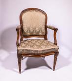 Louis XVI fauteuil, 1780, Antiek en Kunst, Antiek | Meubels | Stoelen en Banken, Ophalen