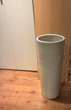 Witte vaas, 70cm hoog, Huis en Inrichting, Woonaccessoires | Vazen, Ophalen, 50 tot 75 cm, Wit, Aardewerk of Porselein