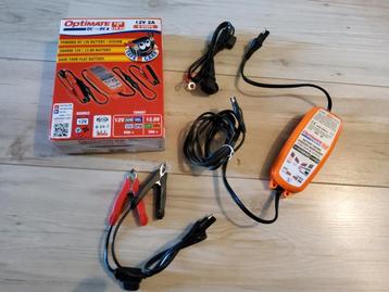 Acculader DC-DC 12 volt beschikbaar voor biedingen