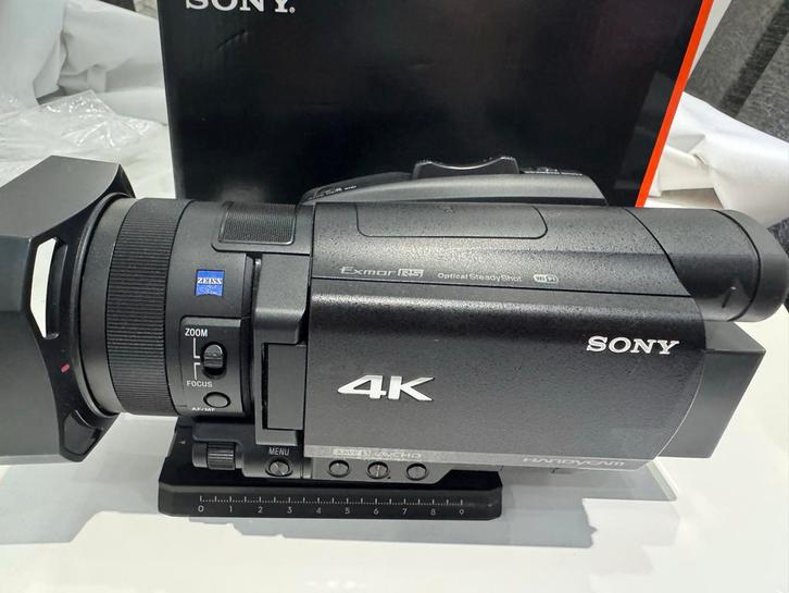 Sony FDR-AX700 4K HDR ‘Camcorder, Audio, Tv en Foto, Videocamera's Digitaal, Zo goed als nieuw, Camera, Harde schijf, Sony, 8 tot 20x