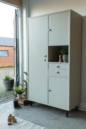 Vintage kast | Firma Zoethout | kinderkamer | commode beschikbaar voor biedingen