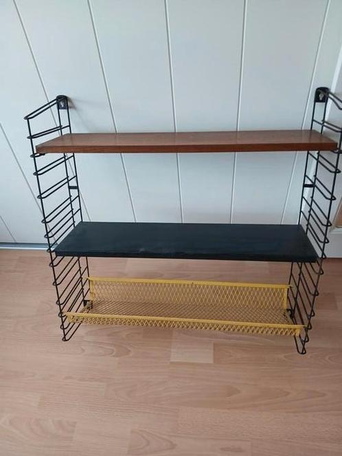 Vintage Tomado wandrek boekenrek, Huis en Inrichting, Kasten | Wandmeubels, Gebruikt, Minder dan 100 cm, Minder dan 150 cm, 25 tot 50 cm