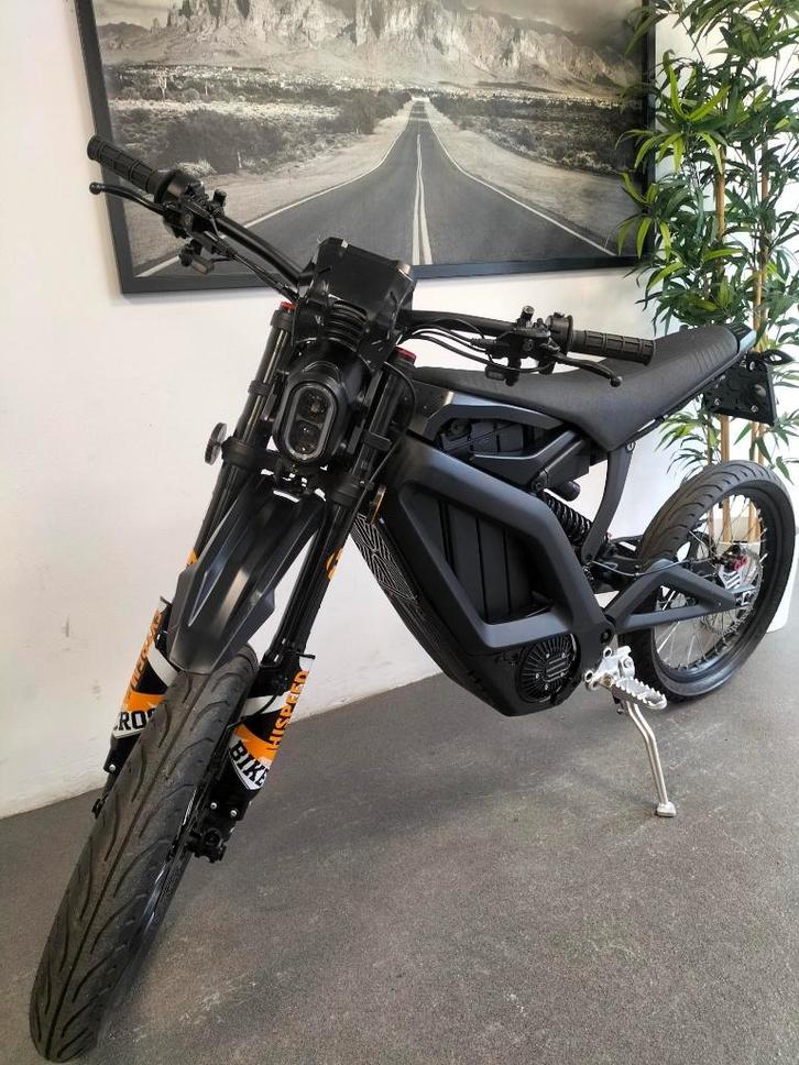 Mount X La Souris Surron, Fietsen en Brommers, Scooters | Overige merken, Zo goed als nieuw, Maximaal 45 km/u, Elektrisch, Ophalen