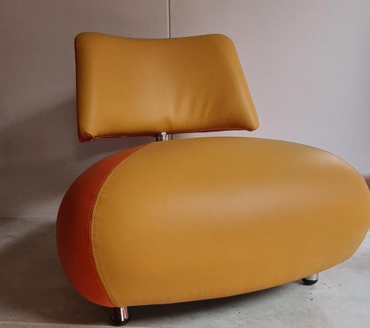 Leolux Puppy Pallone fauteuil refurbished / nieuw leer., Huis en Inrichting, Fauteuils, Nieuw, Kunststof, Leer, Metaal, Stof, 50 tot 75 cm