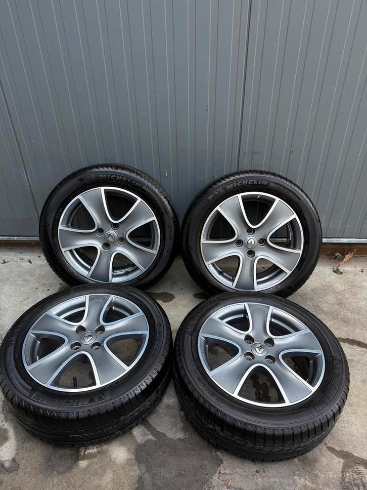 Originele Renault Clio velgen 16 inch 195/55 R16, Auto-onderdelen, Banden en Velgen, Banden en Velgen, Winterbanden, 16 inch, 195 mm