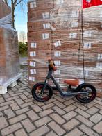 Kinder loopfiets nieuw in doos magnesium frame, Ophalen of Verzenden, Zo goed als nieuw, Loopfiets