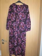 Vintage paarse damesjurk met capuchon maat 44., Carnaval, Maat 42/44 (L), Ophalen of Verzenden, Zo goed als nieuw