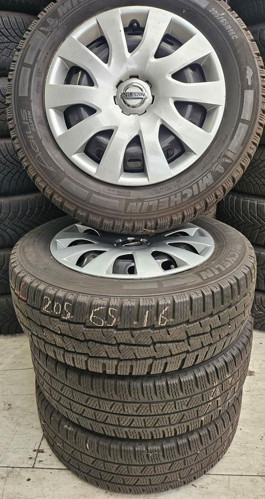 Nissan Primastar stalen winterset 16" 5x114.3 205-65-16C (7), Auto-onderdelen, Banden en Velgen, Banden en Velgen, Winterbanden