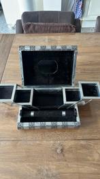 Sieradendoos Oosters, Gebruikt, Ophalen of Verzenden, Met spiegeltje(s), Grijs