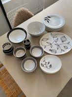 Servies zwart/wit IKEA, Ophalen of Verzenden, Overige stijlen, Aardewerk, Schaal of Schalen
