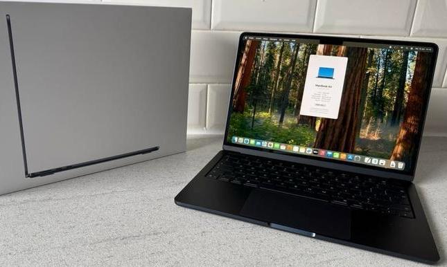 Macbook air 13 inch-m4-2025-16GB-256GB- 4 weken oud, Computers en Software, Apple Macbooks, Nieuw, MacBook Air, 13 inch, 4 Ghz of meer