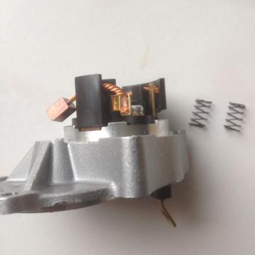 Te koop Holder Brush koolborstelbrug Suzuki LT 80 Quad LT80 beschikbaar voor biedingen
