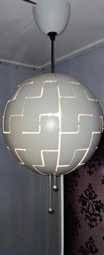 IKEA PS 2014 hanglamp wit/zilver, Huis en Inrichting, Lampen | Hanglampen, Ophalen, Gebruikt, Kunststof, Minder dan 50 cm