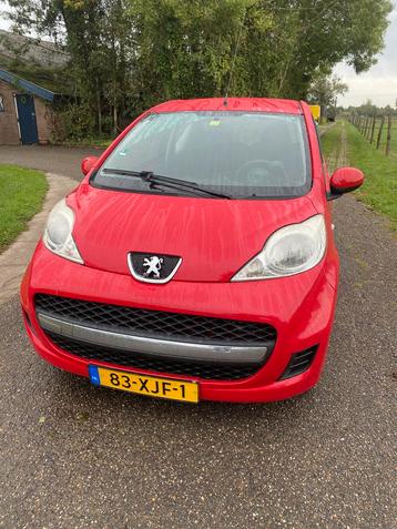 Peugeot 107 1.0 12V 3DR 2-TRONIC 2011 apk nieuw top staat beschikbaar voor biedingen