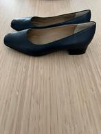 Medicus donkerblauw pumps “Sybille” Van Haren maat 40, Kleding | Dames, Schoenen, Nieuw, Ophalen of Verzenden, Pumps