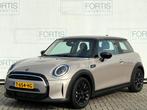 MINI Mini 1.5 Cooper Camden Edition NL AUTO | CARPLAY | DEAL, Auto's, 136 pk, Gebruikt, Met garantie (alle), 4 stoelen