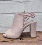 Kenneth Cole - Suedeleren pumps maat 36 - Nieuw, Pumps, Kenneth Cole, Nieuw, Ophalen of Verzenden