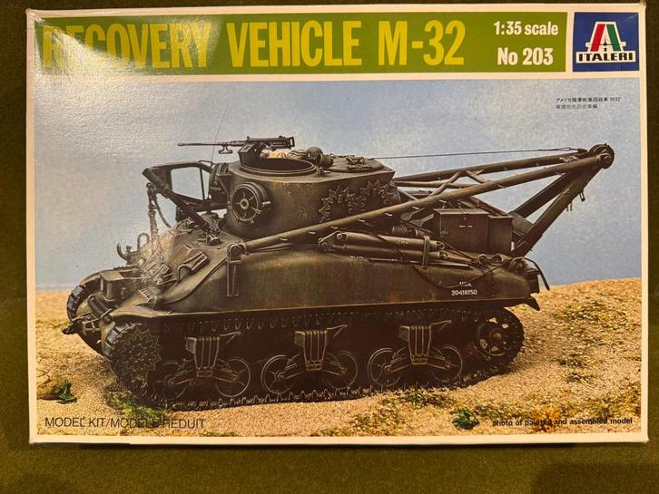 Italeri 203 1/35 Sherman Recovery Vehicle M32 + Eduard PE, Hobby en Vrije tijd, Modelbouw | Auto's en Voertuigen, Zo goed als nieuw