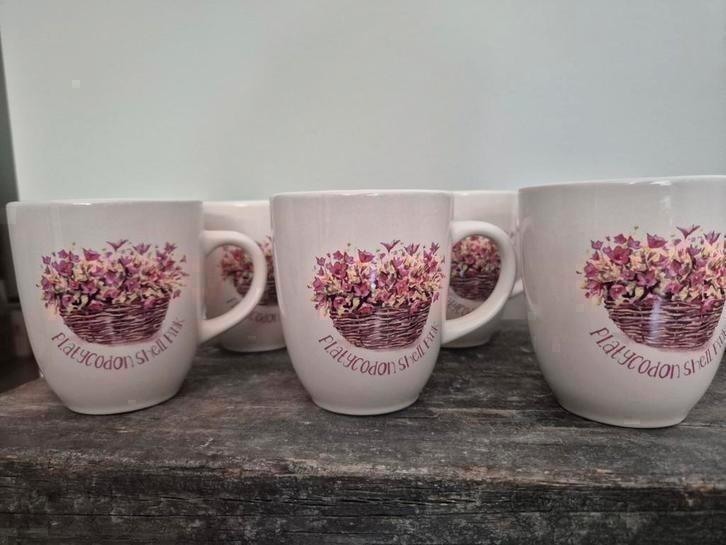6 mokken Jet ter Steege platycodon shell pink, Huis en Inrichting, Keuken | Servies, Nieuw, Overige stijlen, Aardewerk, Ophalen of Verzenden