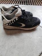 Dita, hockey schoenen maat 38, Ophalen of Verzenden, Zo goed als nieuw, Schoenen