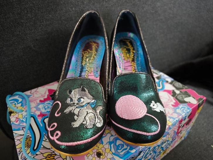 Irregular Choice Fuzzy Peg Green mt 38 kat cat, Kleding | Dames, Schoenen, Zo goed als nieuw, Sneakers of Gympen, Groen, Ophalen of Verzenden
