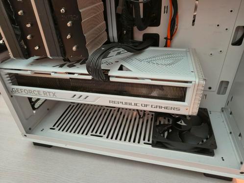 4090 - Asus Rog Strix GeForce RTX 4090 24GB GDDR6 White OC, Computers en Software, Videokaarten, Zo goed als nieuw, Nvidia, PCI-Express 4.0