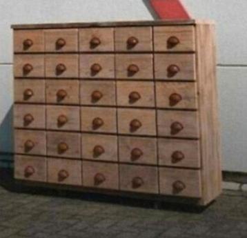 Steigerhouten, vuren, grenen, gebruikt hout apothekers kast beschikbaar voor biedingen