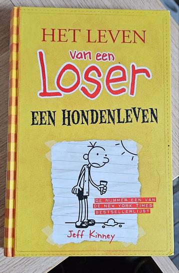 Jeff Kinney - Een hondenleven beschikbaar voor biedingen
