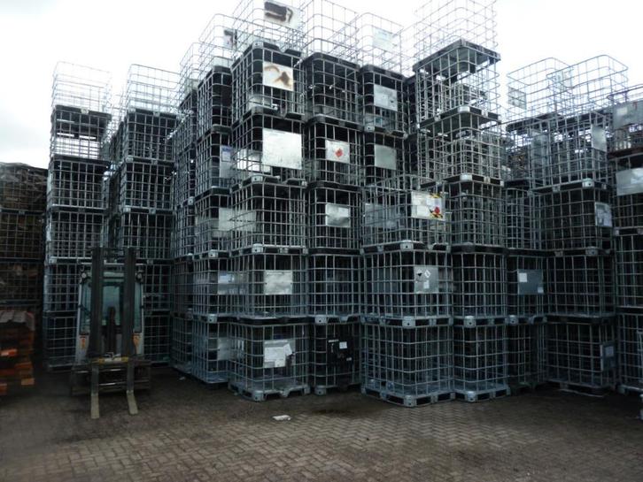 1000 liter containers, Tuin en Terras, Overige Tuin en Terras, Gebruikt, Ophalen