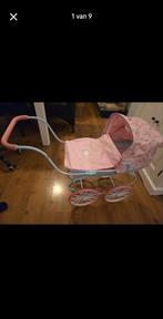 Poppen kinderwagen bedje kinderstoel autostoel bad, Ophalen, Zo goed als nieuw, Babypop