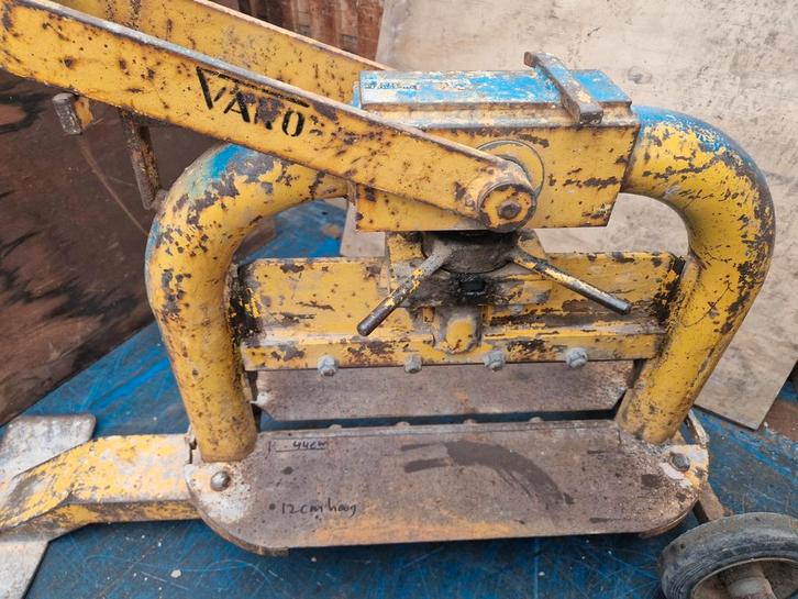 HUREN OF KOPEN Vano stenenknipper,  klinker knipper, Tuin en Terras, Hand-tuingereedschap, Gebruikt, Overige soorten, Ophalen