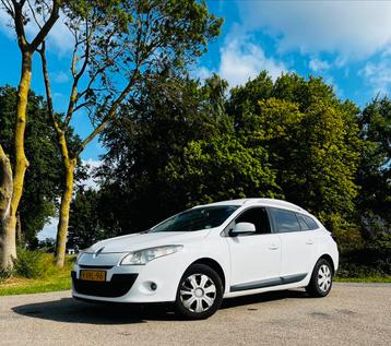 Renault Megane 1.5 DCI Expression beschikbaar voor biedingen