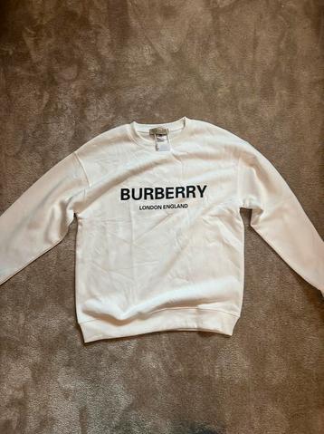 Burberry trui beschikbaar voor biedingen