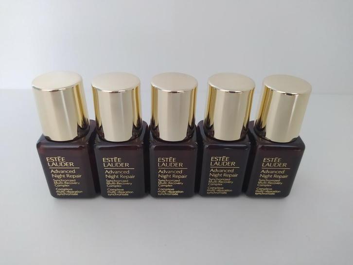 Nieuw Estee Lauder Advanced Night Repair Serum 7 ml, Sieraden, Tassen en Uiterlijk, Uiterlijk | Gezichtsverzorging, Nieuw, Gehele gezicht