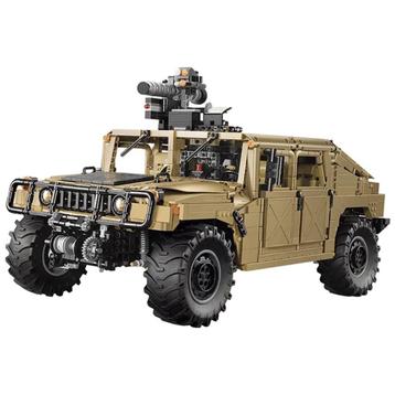 CaDA Humvee Off-Road Vehicle - C61036W  beschikbaar voor biedingen