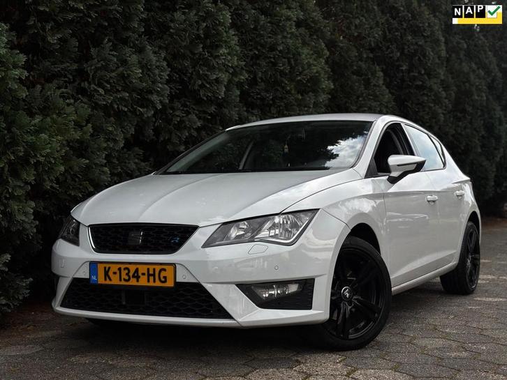 Seat Leon 1.2 TSI Style | Stoelverwarming | Climate |Distrib, Auto's, Seat, Bedrijf, Te koop, Leon, ABS, Airbags, Airconditioning