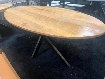 Eettafel deens ovaal met verjongd blad 200cm  beschikbaar voor biedingen