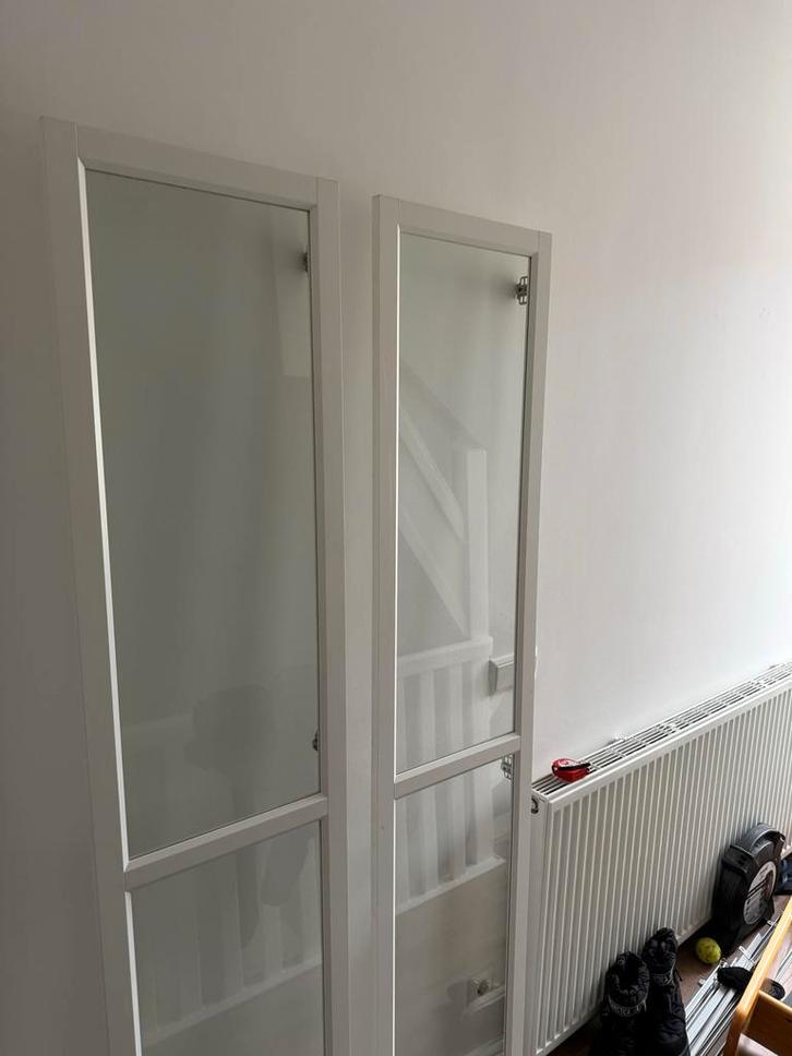 Ikea Oxberg vitrinedeur 2 x voor Billy kast, Huis en Inrichting, Kasten | Boekenkasten, Gebruikt, Minder dan 50 cm, 150 tot 200 cm