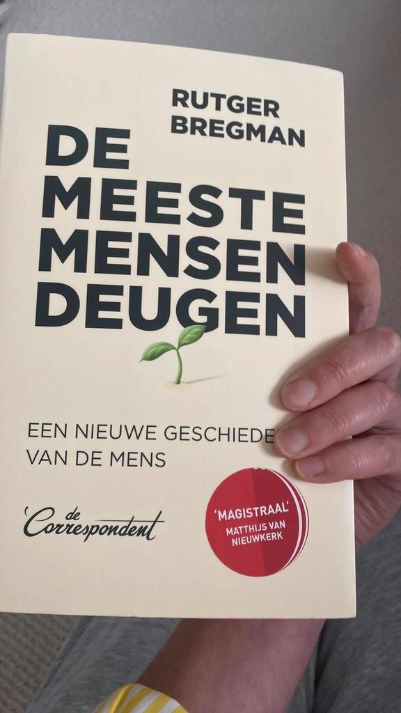 Rutger Bregman - De meeste mensen deugen, Boeken, Overige Boeken, Zo goed als nieuw, Ophalen of Verzenden