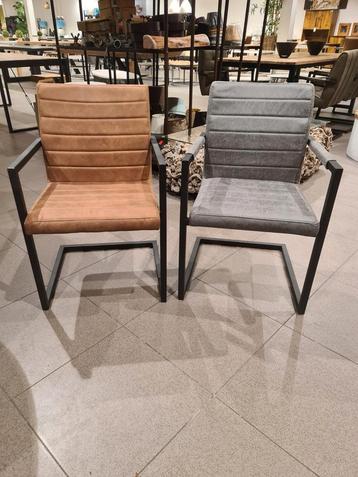 Nieuwe eetkamerstoel Nine leer microvezel cognac/antraciet  beschikbaar voor biedingen