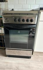 Indesit fornuis oven combinatie, Witgoed en Apparatuur, Ophalen, Gebruikt, Hete lucht, 4 kookzones