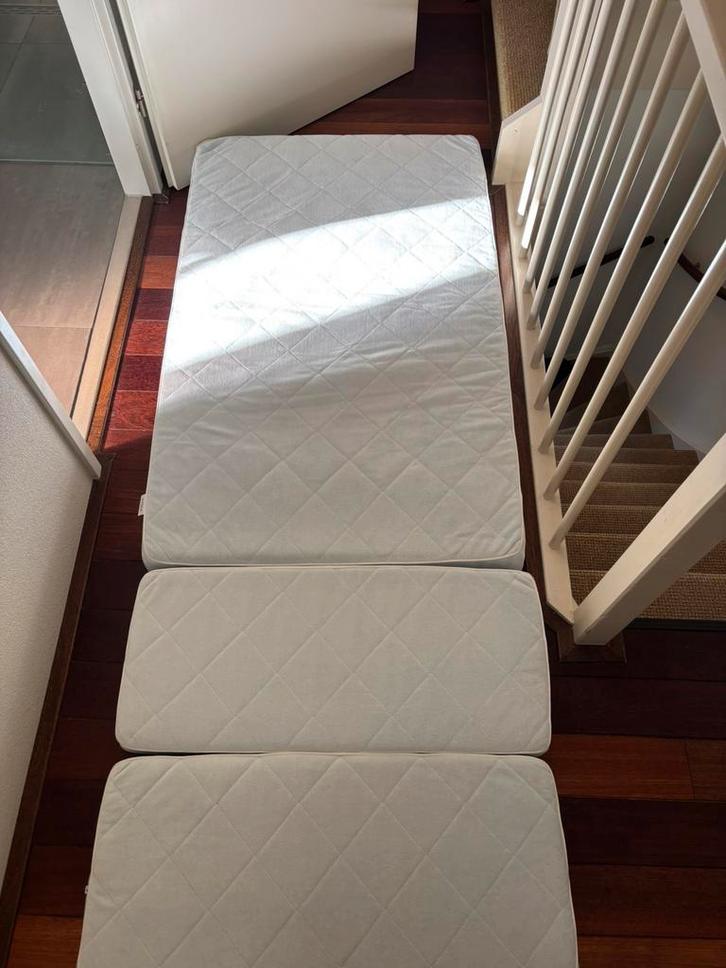 Ikea Vyssa meegroeimatras 120x80 + uitbreiding naar 190x80, Kinderen en Baby's, Kinderkamer | Bedden, Zo goed als nieuw, 180 cm of meer