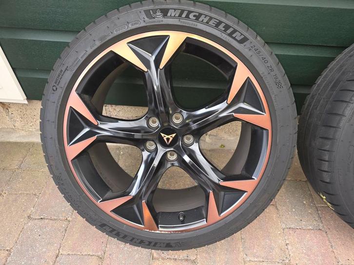 Cupra Formentor 19 inch org Velgen + Michelin Pilot Sport 4S, Auto-onderdelen, Banden en Velgen, Banden en Velgen, Zomerbanden