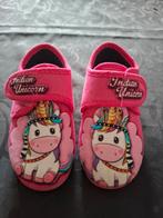 Roze slofjes maat 24 Eenhoorn, Ophalen of Verzenden, Zo goed als nieuw, Meisje, Overige typen