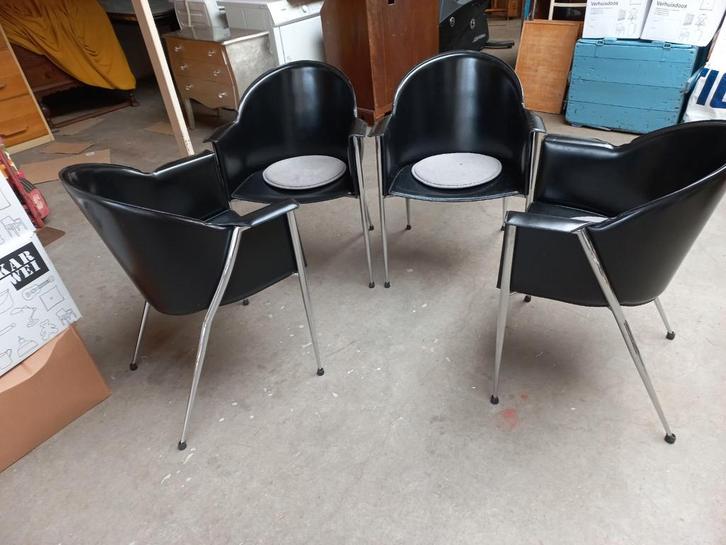 4 Kuipstoelen / Eetkamerstoelen, Huis en Inrichting, Stoelen, Gebruikt, Vier, Kunststof, Metaal, Zwart, Ophalen