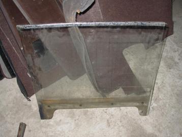 Mercedes W111 - 112 Coupé Cabrio zijruiten deur beschikbaar voor biedingen