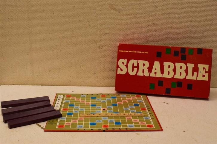 Scrabble 44321, Hobby en Vrije tijd, Gezelschapsspellen | Bordspellen, Gebruikt, Ophalen of Verzenden