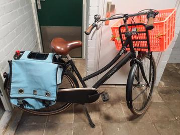 Dames fiets beschikbaar voor biedingen